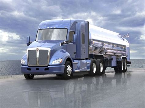 Kenworth Touts Benefits Of Mx 13 Engine Adds Mid Roof Sleeper To T680