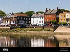 Isleworth waterfront skyline hi-res stock photography and images - Alamy