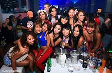patong phuket nightlife beach bars nightclub night girls party club halloween clubs recommed choose board room go hulutrip