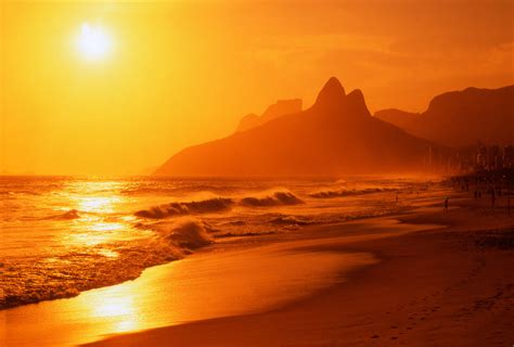 Ipanema Beach Rio De Janeiro Brazil Sunset Over The Beach Flickr
