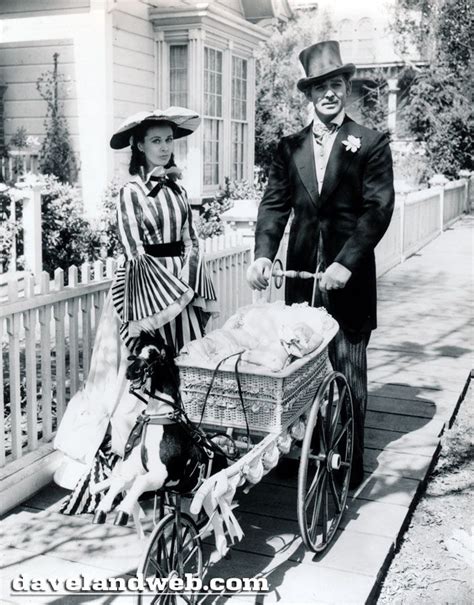 In This Scene From Gone With The Wind Scarlett Vivien Leigh And Rhett Clark Gable Are