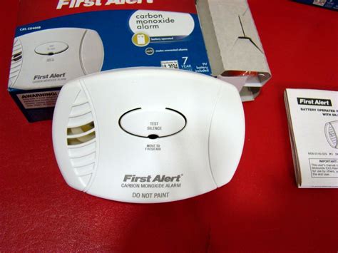 First Alert Carbon Monoxide Alarm Co Detector Batteries Smoke Alarm