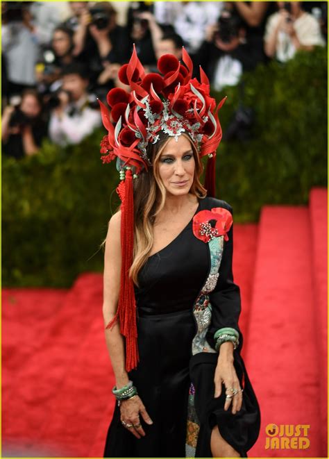Sarah Jessica Parker Skips Met Gala For First Time Since 2010 Photo