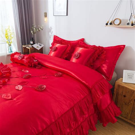 This Romantic Comforter Has A Traditional Silky And Ruffled Design With