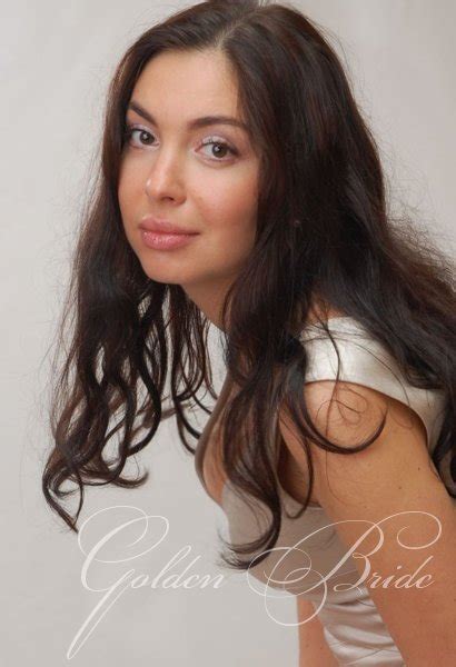43 y o elena from kyiv ukraine hazel eyes black hair id 692858