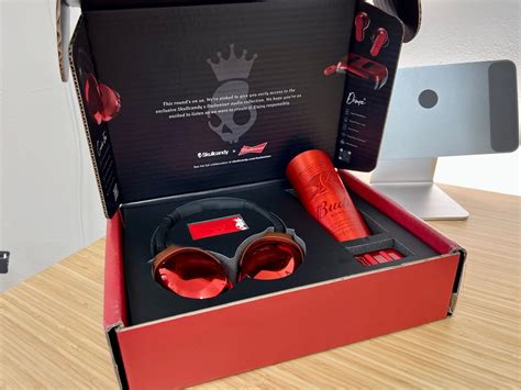 Skullcandy And Budweiser Team Up For Limited Edition Headphones And