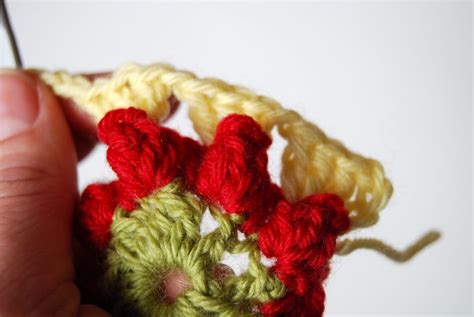 Julia Crossland Artist Popcorn Flower Granny Squares Tutorial