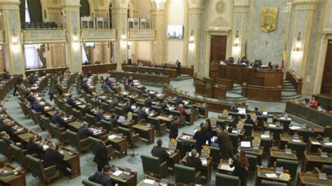 Astăzi, 15 noiembrie, în republica moldova se desfășoară turul ii al alegerilor prezidențiale. Alegeri parlamentare 2020. Care este salariul unui deputat ...