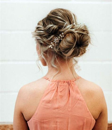 Go To Favourite Messy Bun Hairstyles In These Easy Steps