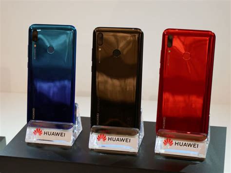 What is the difference between huawei p30 lite and huawei nova 3? 「HUAWEI nova lite 3」が2月1日発売 水滴型ノッチやAIカメラ搭載 2万円台半ば ...