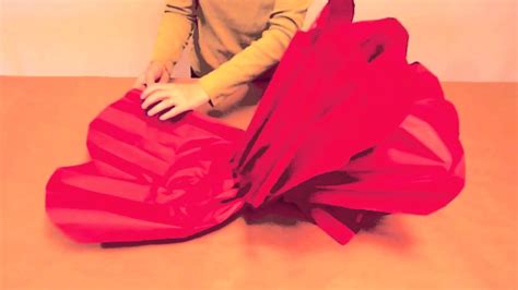 How To Make Giant Tissue Paper Flowers Youtube