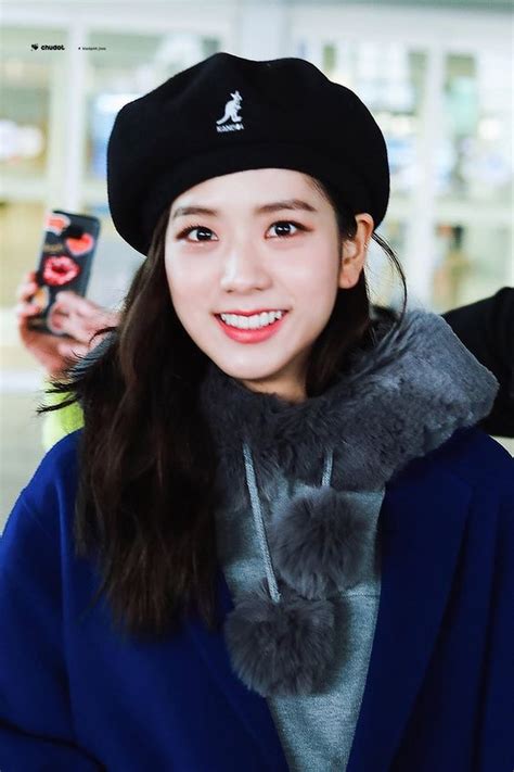 12 Times Blackpink S Jisoo Delivered Top Class Visuals In The Cutest Berets Koreaboo