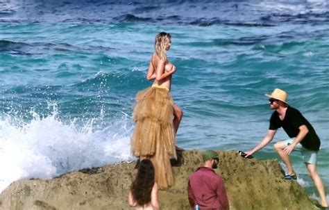 Topless Kate Upton Topples Off A Rock When Wave Crashes Into Her During Sexy Sports Illustrated