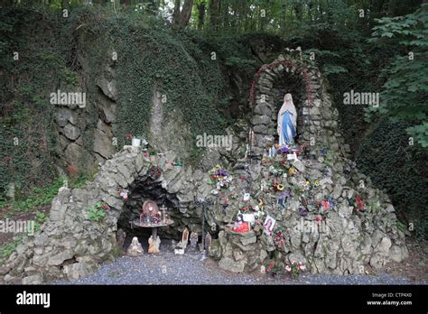 Virgin Mary Grotto Hi Res Stock Photography And Images Alamy