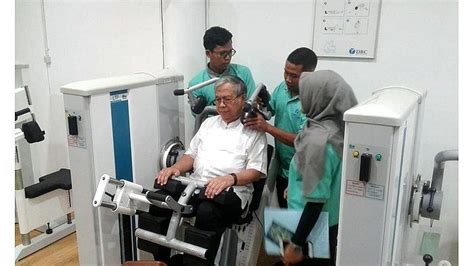 Fokus utama hbb adalah menyediakan khidmat kesihatan komuniti, terutamanya kepada golongan yang kurang mampu. Klinik Utama Halmahera Medika Kenalkan Fasilitas DBC dari ...