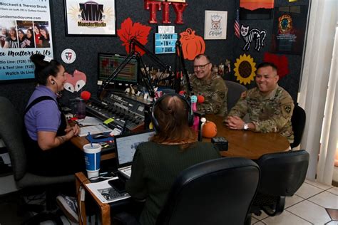 Yuma Proving Ground Command Team Makes Local Media Visits Article