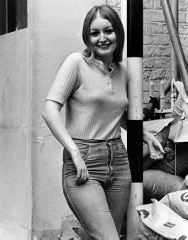 Mary Hopkin In London Bygonely