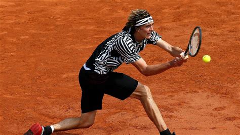 Having made three semifinals at a grand slam previously, losing to rafael nadal, novak djokovic and daniil medvedev respectively, it was fourth time lucky for the greek as he squeaked past zverev in the fifth set. French Open: Zverev als letzter deutscher Profi draußen - Bild.de