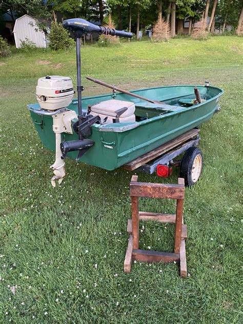 12 Ft Aluminum Fishing Boat For Sale In Northfield Oh Offerup