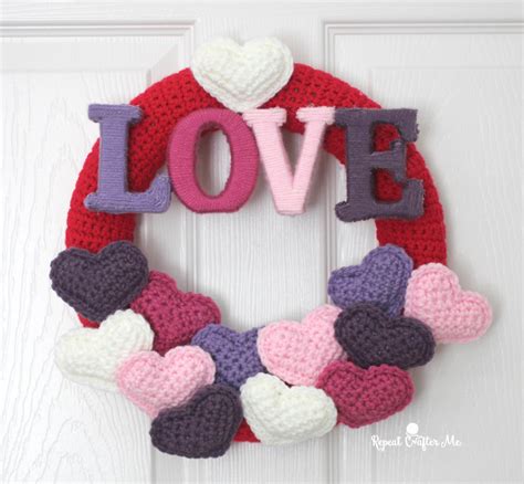 Crochet Valentines Day Wreath Repeat Crafter Me