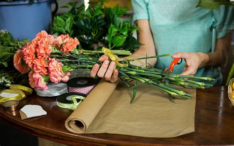 Tulips are often delivered closed to ensure the longest duration in the vase but. The definitive guide to making fresh cut flowers last longer