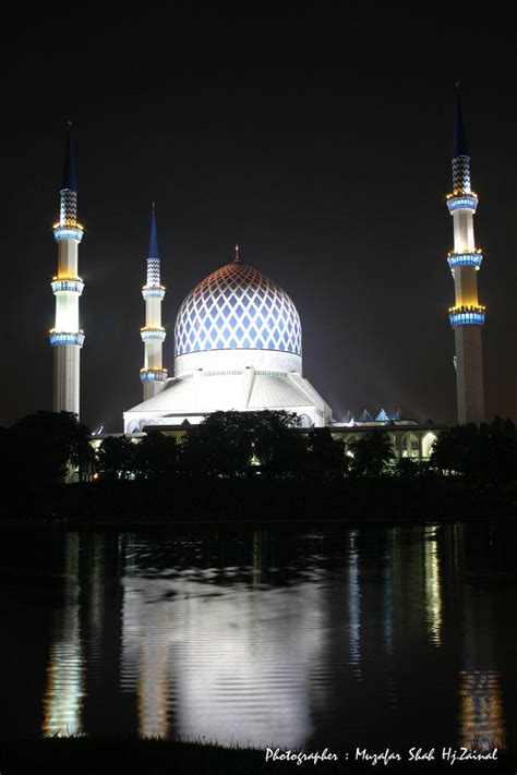 Sheikh ali ahmed molla azan solat isya di masjid shah alam mssaas selangor malaysia. Chilabaey's Central: Task Malam Pertama : Masjid Negeri ...