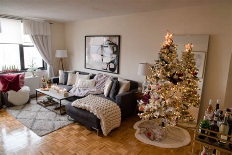 30 Christmas Decor Apartment Ideas For A Merry And Bright Home