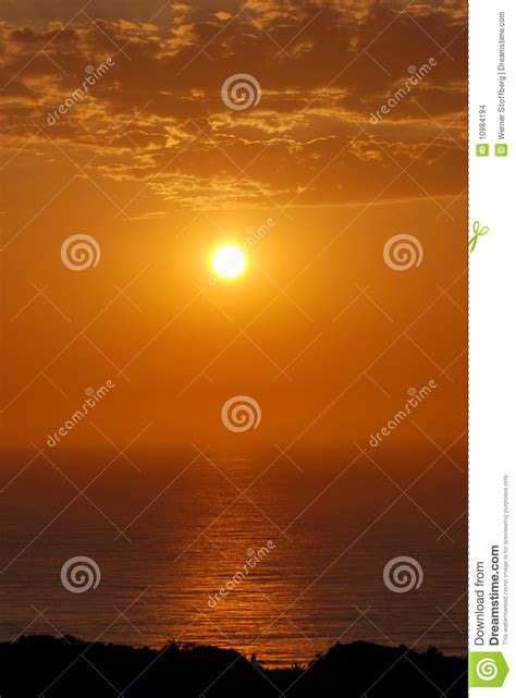 Sunrise Over The Ocean Stock Photo Image Of Colorful 10984194