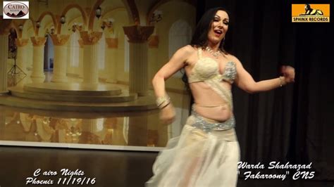 Warda Shahrazad Dancing To Fakaroony At Cairo Nights In Phoenix Youtube