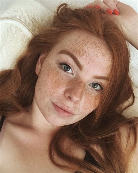 Pin By Vrr On Marquis Eliška Zamazalová Beautiful Freckles Redheads