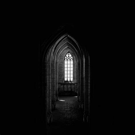 Download Wallpaper 2780x2780 Corridor Dark Window Arch Architecture