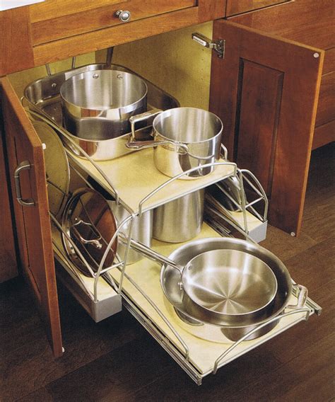 Browse our range of pot and pan sets online at ikea. Stylish Ways to Store Pots and Pans In An Organized ...