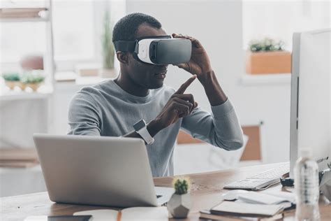 Virtual Reality And The Future Of Work Hybrid