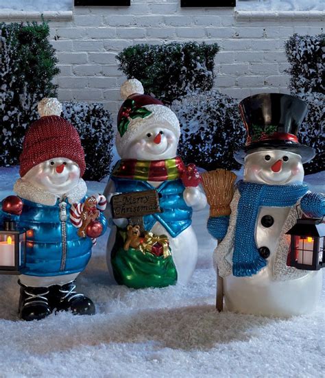 Snowman With Broom Frontgate Outdoor Snowman Cute Snowman