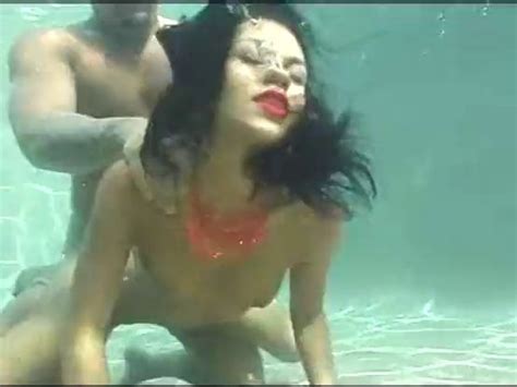 Sex Underwater Ruby Knox Red Lips Uploaded By Yonoutof