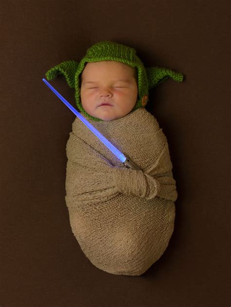 √ Yoda Newborn Costume