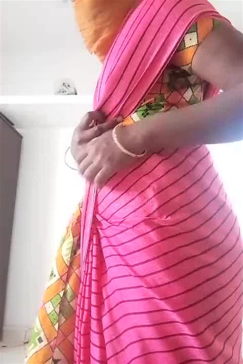 Swetha Tamil Wife Saree Undress Exciting Audio Free Porn 44
