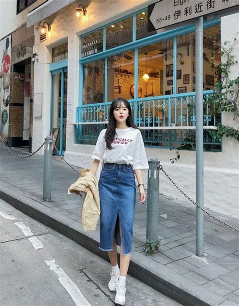 Beautiful Korean Girl Ootd Styles That Make Hangouts More Enjoyable Gaya Model Pakaian Gaya