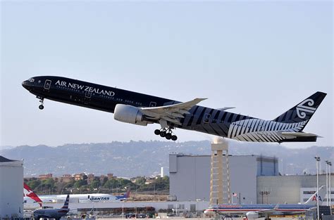 Fileair New Zealand Boeing 777 319er Zk Okq Lax