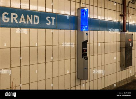 Mta Help Point Hi Res Stock Photography And Images Alamy