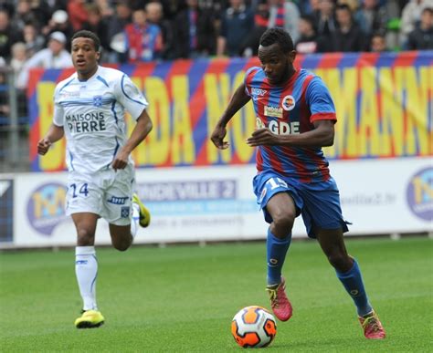 Be safe, take care and take care of your loved ones. Ligue 2. SM Caen - AJ Auxerre : 1-0 | Résumé de match ...