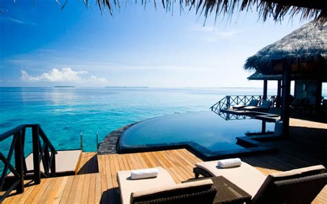 Passion For Luxury The 20 Most Beautiful Pools In The World In 2015