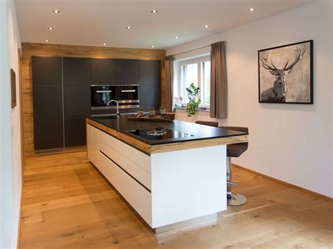 Moderne Küchen Gfrerer Küchen And Qualitätsmöbel Kitchen Room Design
