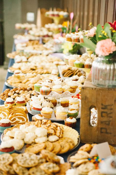 21 The Cookie Table A Pittsburgh Wedding Tradition Weddingtopia