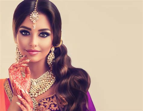 Indische Braut Frisuren Bilder Und Stockfotos Istock