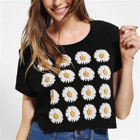 Daisy Crop Top From Urban Outfitters Crop Tee Tees Truly Madly Deeply