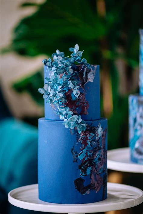 Avant Garde Cake Studio Artistic Wedding Cakes