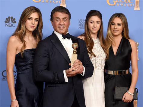 Golden Globes 2017 Golden Globe Award Stallone Sisters Sylvester