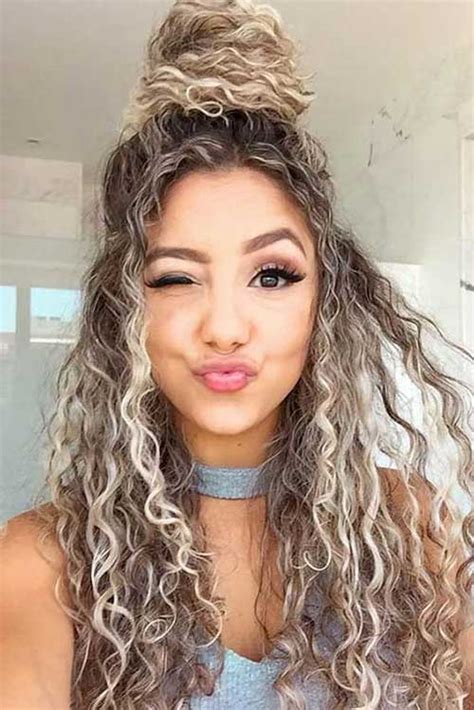 Best Long Curly Hairstyles For Women 2019 Hairstyles And Haircuts