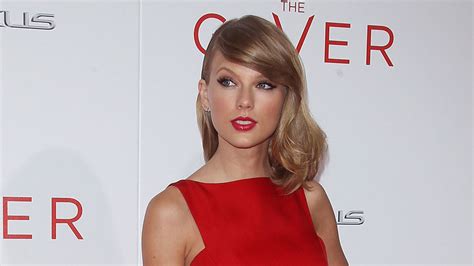 Taylor Swift's Hottest Looks From 2014